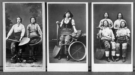 Wigan pit girls